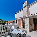 Luce Apartman