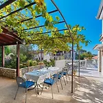 Luce מאלי לוסיניי