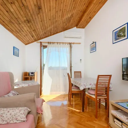 Apartment Luce