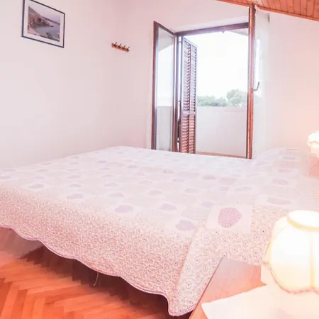Luce Apartment *