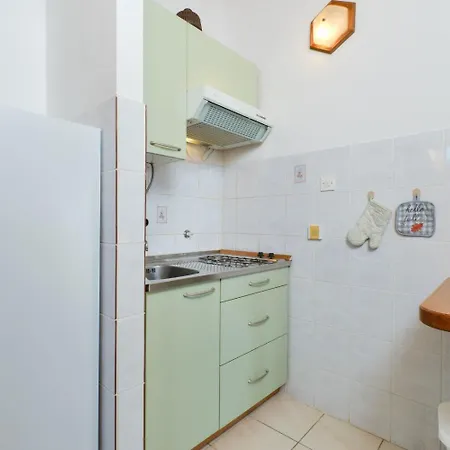Luce Apartment Mali Losinj
