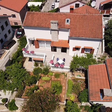 Luce Apartment Mali Losinj