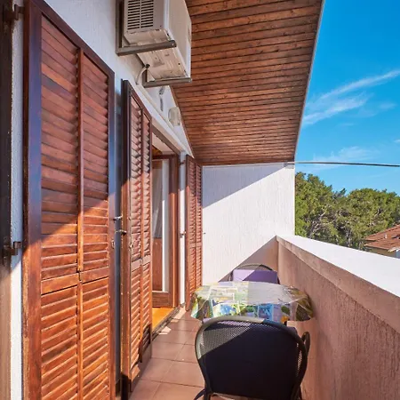 Luce Apartment Mali Losinj